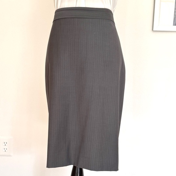 Ann Taylor Grey Wool Blend Pinstriped Pencil Skirt - Picture 2 of 7